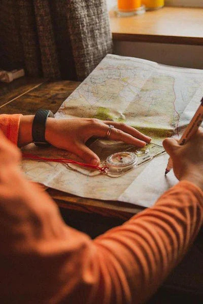 Expedition 4 Compass